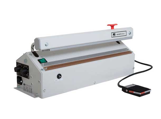 緊湊的桌面脈沖式封口機(jī)，帶標(biāo)準(zhǔn)切刀選項(xiàng)