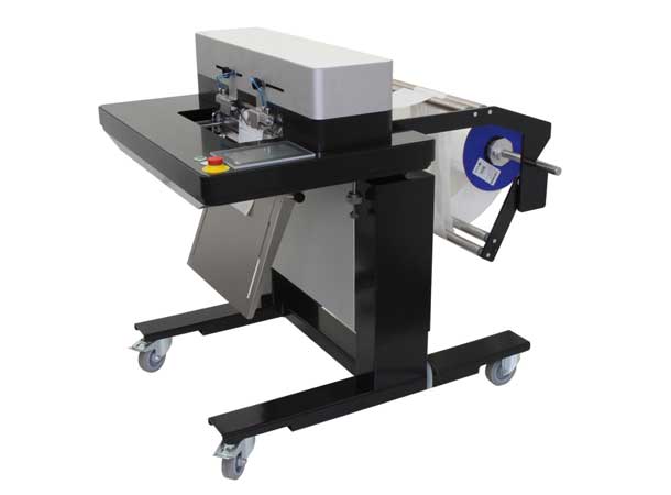 裝袋包裝機(jī)(落地型)！緊湊型/填充/密封系統(tǒng)！