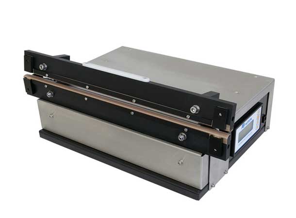 可驗(yàn)證的封口機(jī)（純電動(dòng)），用于密封滅菌袋。