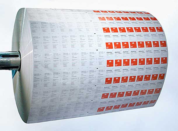 在潔凈室環(huán)境包括擠出、印刷和成形等，這使我們能夠?yàn)橹扑帯⑨t(yī)療或半導(dǎo)體行業(yè)的特定生產(chǎn)要求量身定制的膜卷。