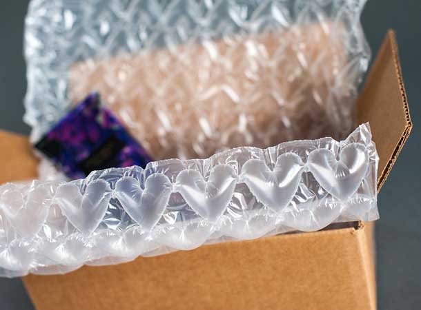 氣墊：箱內(nèi)裹包的緩沖保護(hù)