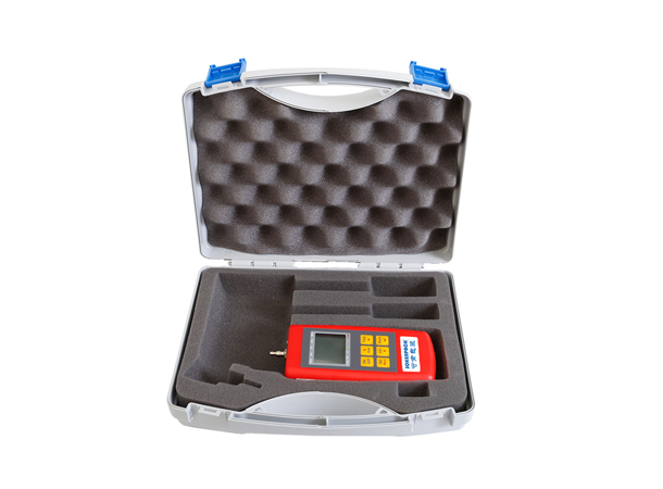 確?？沈?yàn)證真空室中的真空度值正確！